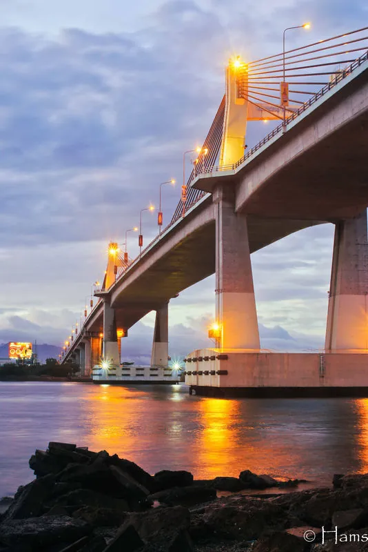 Marcelo Fernan Bridge between Cebu and Mactan
